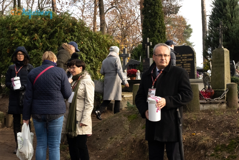 Do godz. 16.00 potrwa kwesta  na cmentarzu w Augustowie