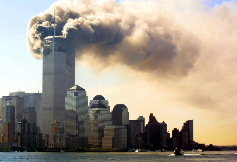 PREMIER: TRAGEDIA WTC 11 WRZEŚNIA 2001 R. ZRANIŁA NAS WSZYSTKICH