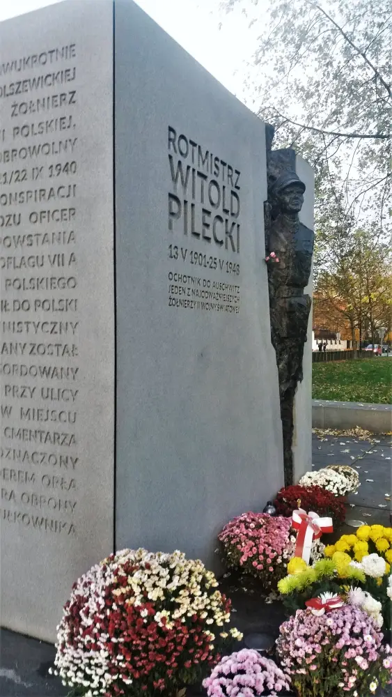 Pomnik Pileckiego 2