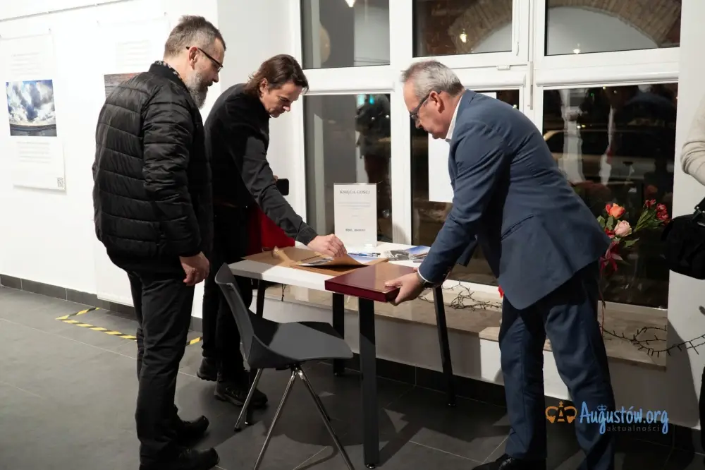 Być może_wernisaż Janiny Osewskiej (46)