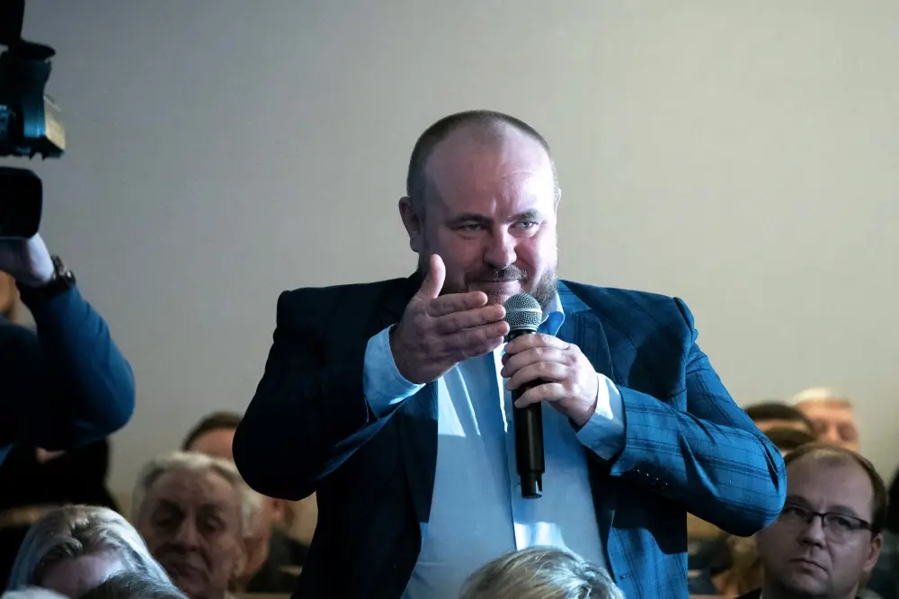 Wicepremier Jacek Sasin spotkał się z mieszkańcami w Augustowie (12)