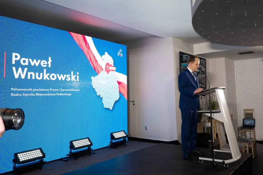 Wicepremier Jacek Sasin spotkał się z mieszkańcami w Augustowie (28)