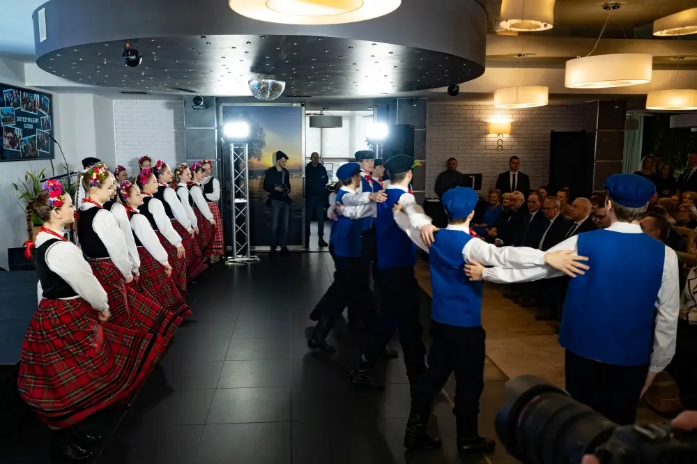 Wicepremier Jacek Sasin spotkał się z mieszkańcami w Augustowie (36)