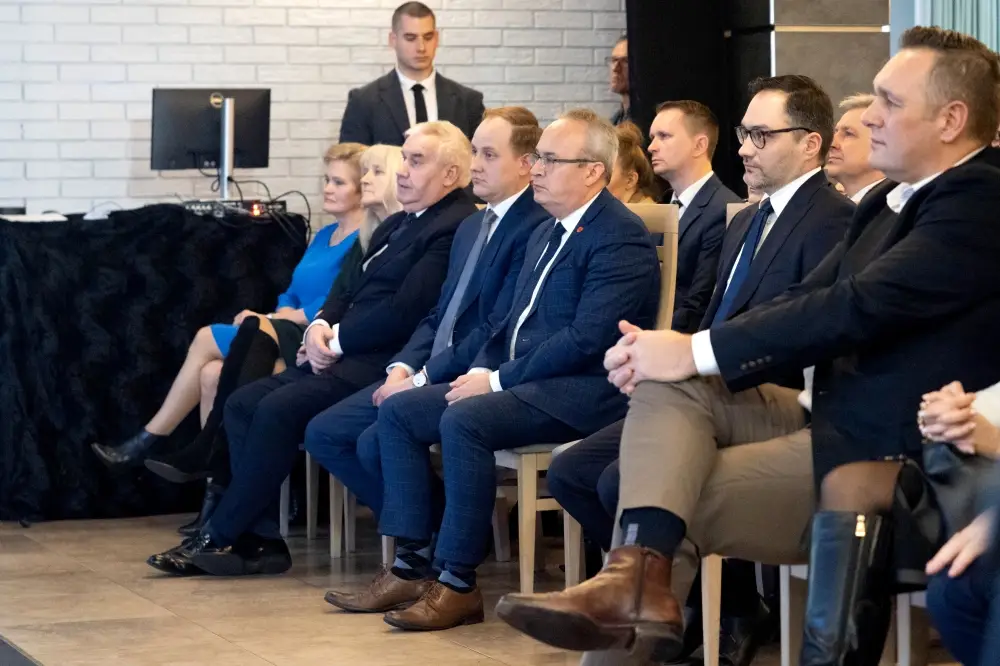 Wicepremier Jacek Sasin spotkał się z mieszkańcami w Augustowie (6)