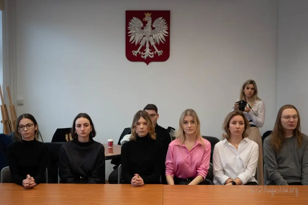 konferencja prasowa podczas której odbyła się prezentacja prac studentów Politechniki Białostockiej (11)