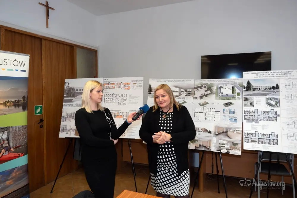 konferencja prasowa podczas której odbyła się prezentacja prac studentów Politechniki Białostockiej (27)