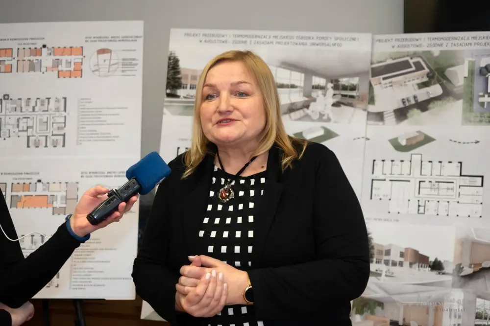 konferencja prasowa podczas której odbyła się prezentacja prac studentów Politechniki Białostockiej (28)