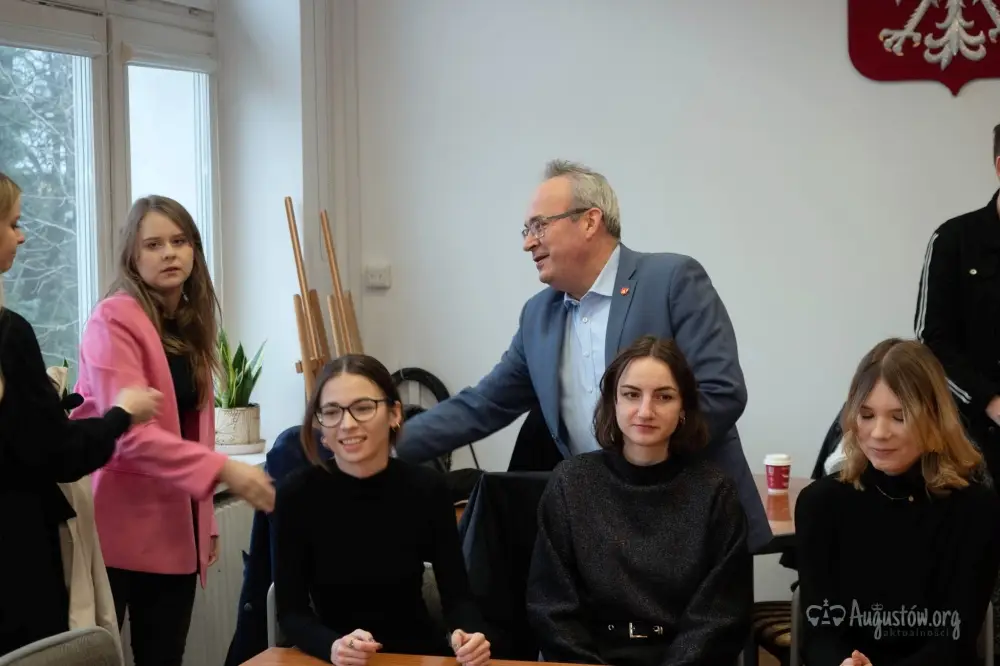 konferencja prasowa podczas której odbyła się prezentacja prac studentów Politechniki Białostockiej (5)