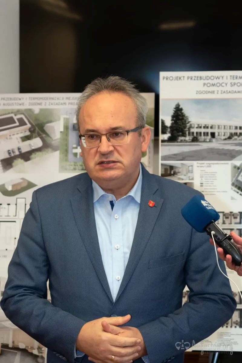 konferencja prasowa podczas której odbyła się prezentacja prac studentów Politechniki Białostockiej (8)