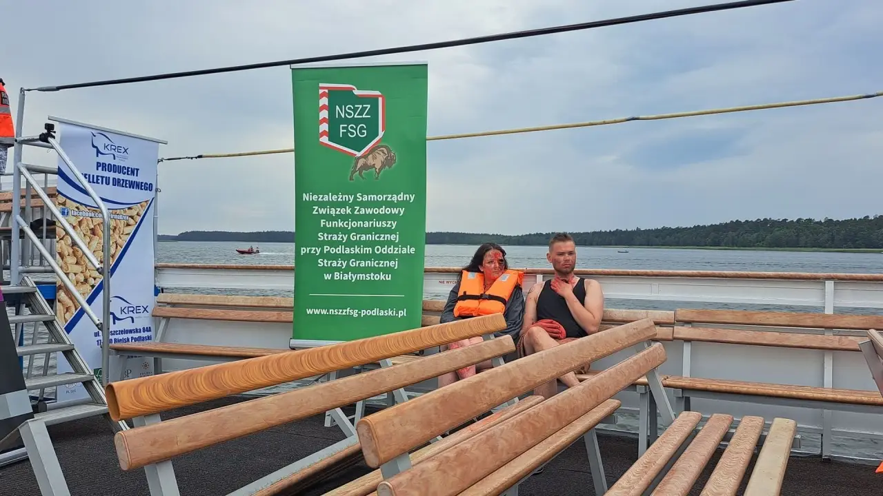 237d71b1f5678063a79ce5c5ba45da48