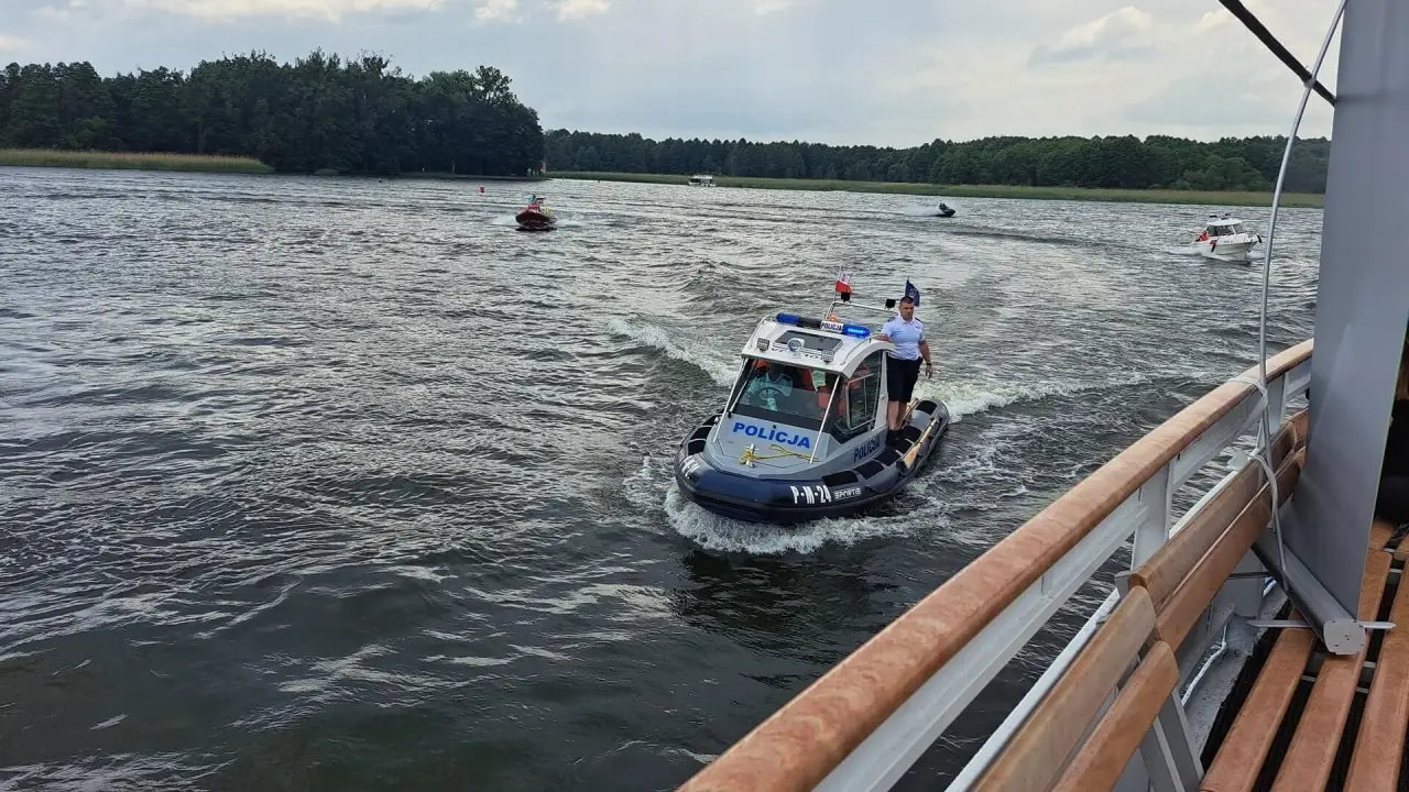 7f046e583fd68c3ed2fffcd162925e33