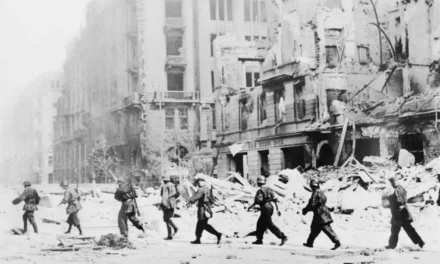 79 lat temu w Warszawie wybuchło powstanie – największa akcja zbrojna podziemia w okupowanej przez Niemców Europie