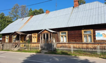 Studzieniczna pozyskała 1,5 mln zł na remont zabytkowego domu parafialnego