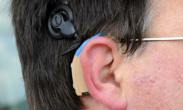 Światową Organizację Zdrowia (WHO) w 2007 roku. Ma on podkreślić znaczenie profilaktyki wczesnego wykrywania i leczenia zaburzeń słuchu.