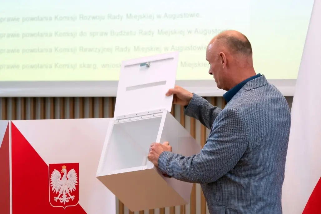 Fotorelacja z pierwszej sesji nowo wybranej Rady Miejskiej w Augustowie w kadencji 2024-2029. (17)