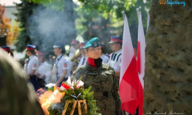 Augustów: Uroczyste Obchody Narodowego Święta Konstytucji 3 Maja [Foto, Audio]