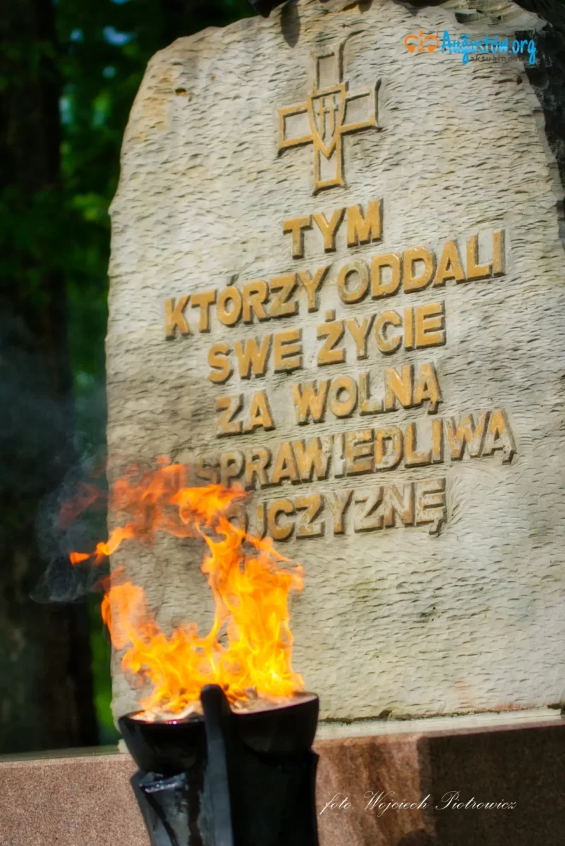 augustow_3maja_obchody-augustoworg (5)