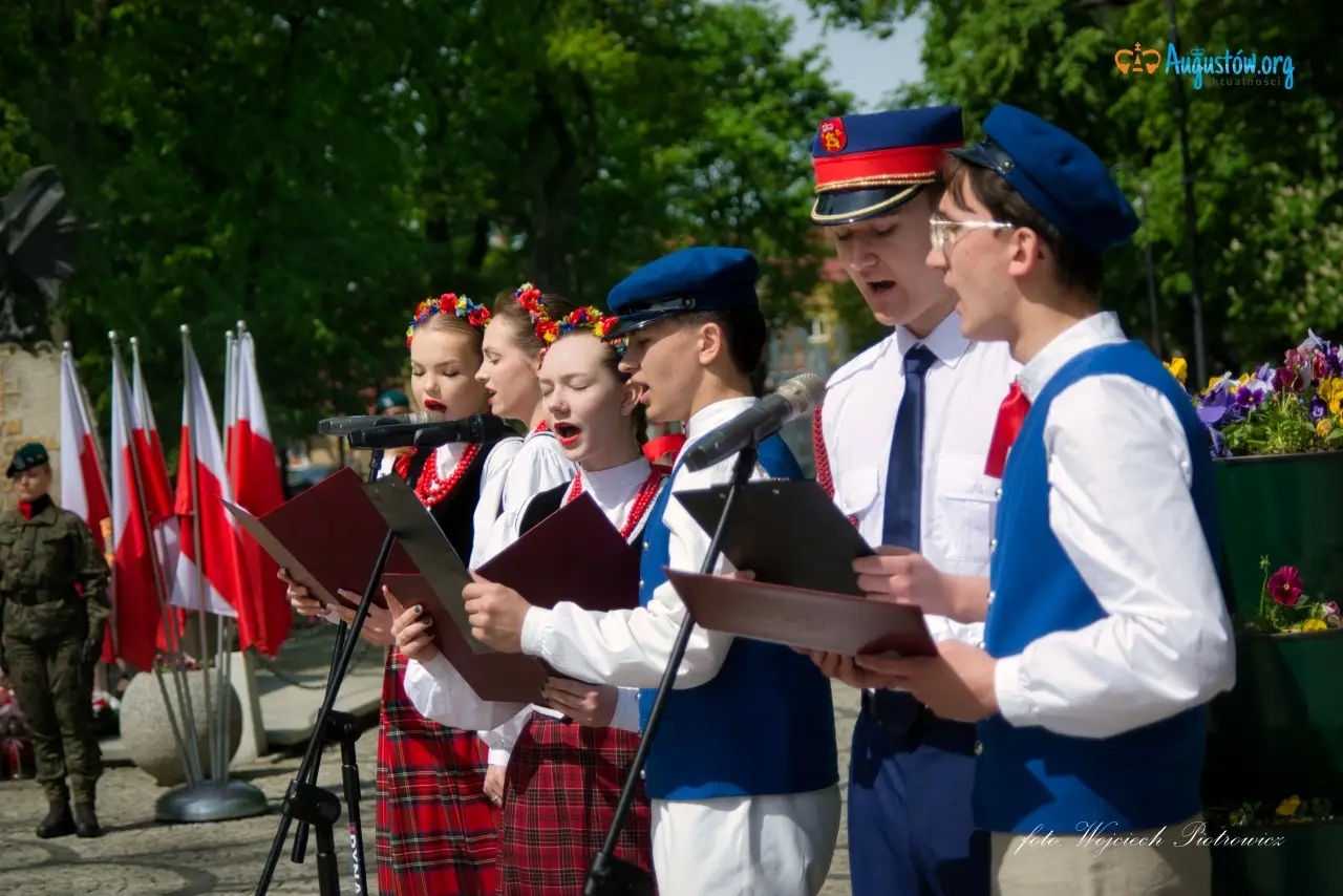 augustow_3maja_obchody-augustoworg (52)