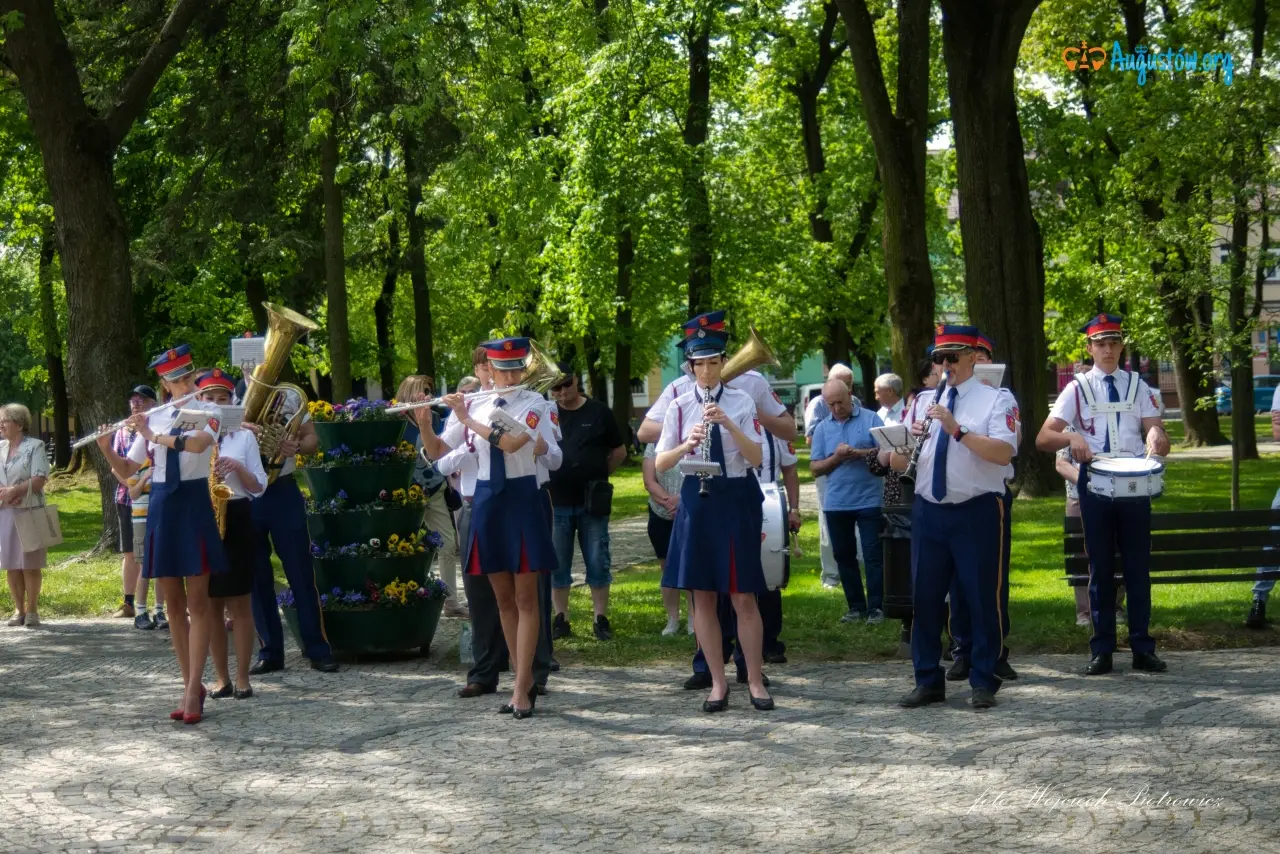 augustow_3maja_obchody-augustoworg (53)
