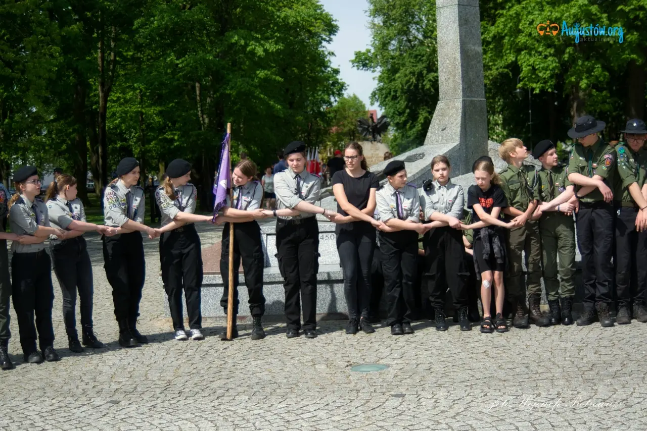 augustow_3maja_obchody-augustoworg (59)