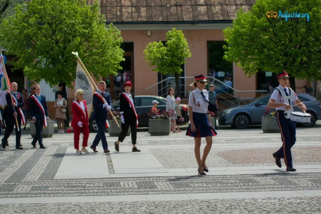 augustow_3maja_obchody-augustoworg (7)