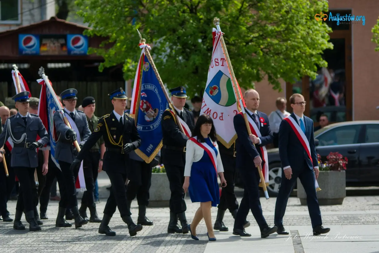 augustow_3maja_obchody-augustoworg (8)