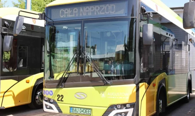 Augustów: Komplet nowych autobusów już w Augustowie [Foto]