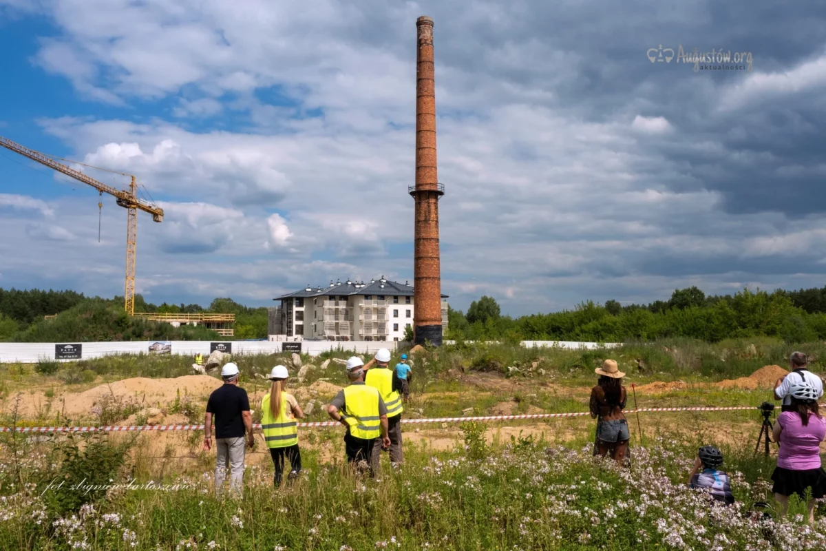 #kominwaugustowie#tartak#wyburzenie,wyburzeniekomina#augsutoworg (1)