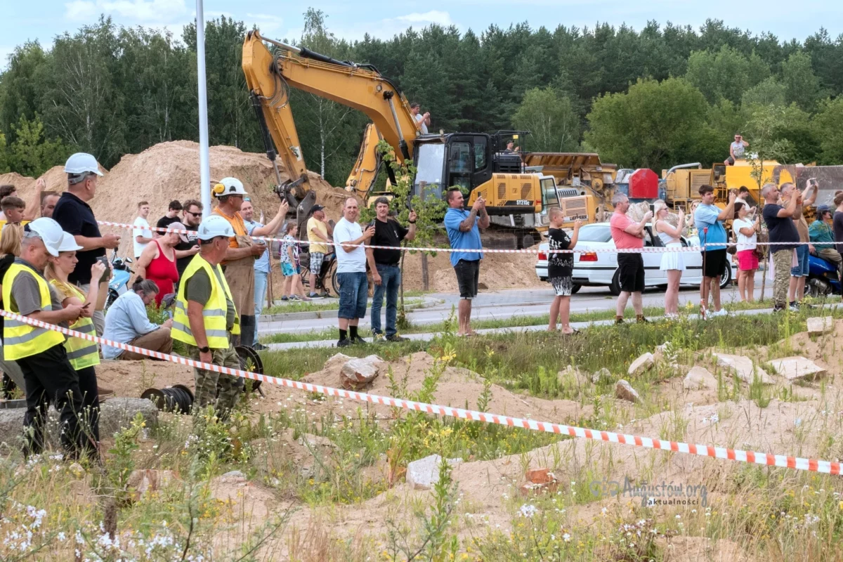#kominwaugustowie#tartak#wyburzenie,wyburzeniekomina#augsutoworg (16)