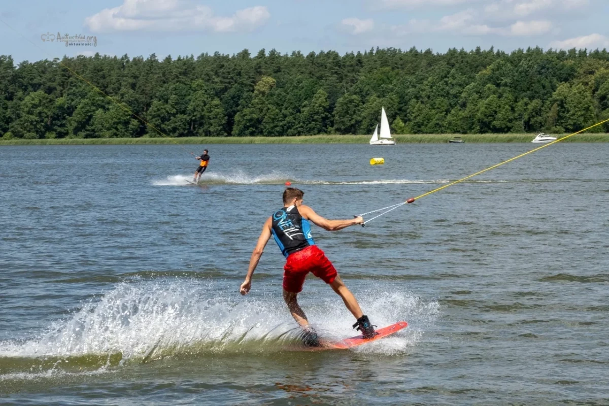 otwarcie wyciągu nart wodnych po remoncie (13)