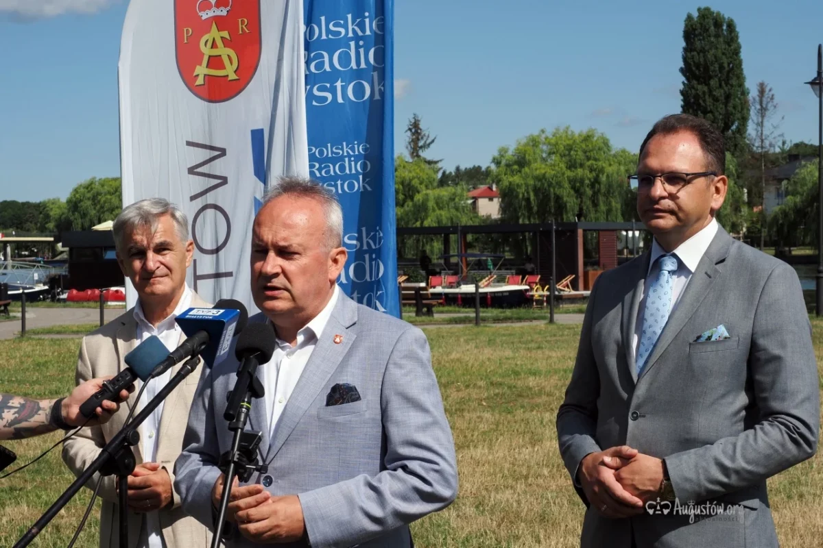 plywanienabyleczym_konferencjaprasowa_augustoworg (1)