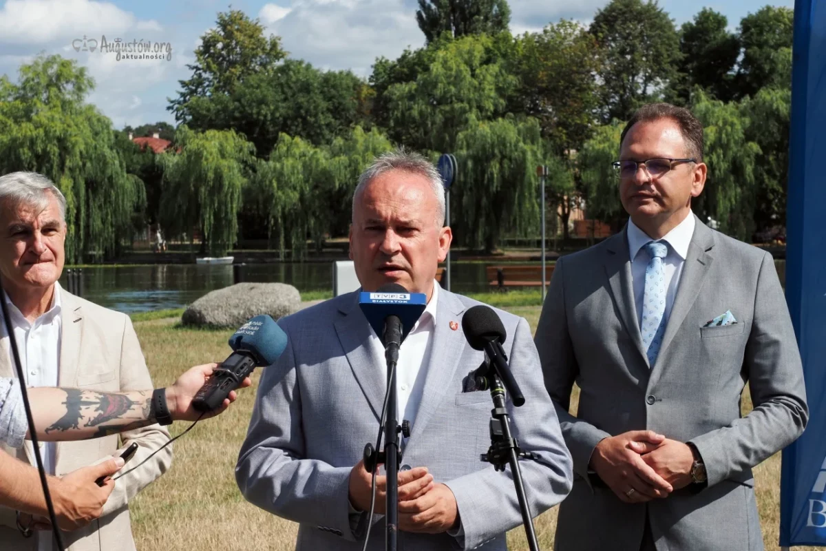 plywanienabyleczym_konferencjaprasowa_augustoworg (2)