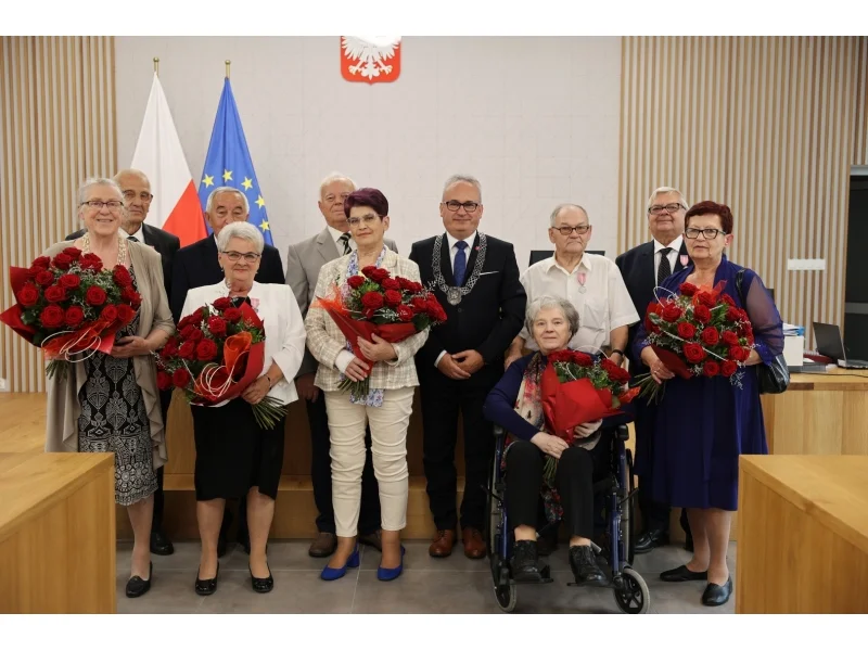 Augustów: Jubilaci wyróżnieni medalem za pięćdziesiąt lat małżeństwa [Foto]
