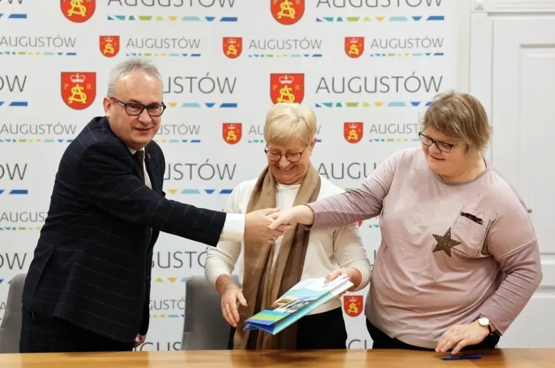 Siatkarze, karatecy i niepełnosprawni. Pierwsze dotacje trafiają do społeczników (11)