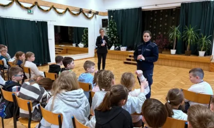 Augustów: Bezpieczne ferie z policjantami 📷