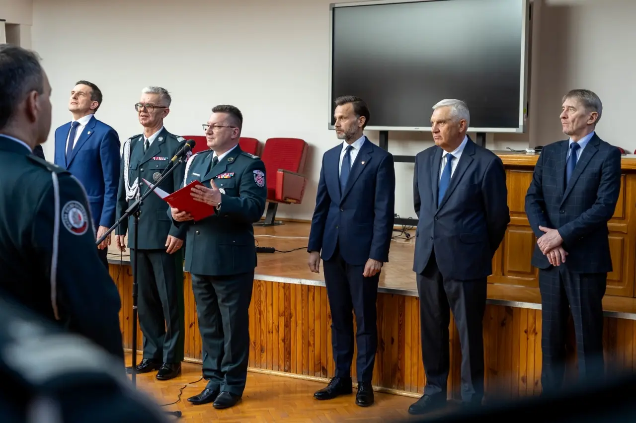 Wyróżnienia i mianowania do służby w podlaskiej KAS (11)