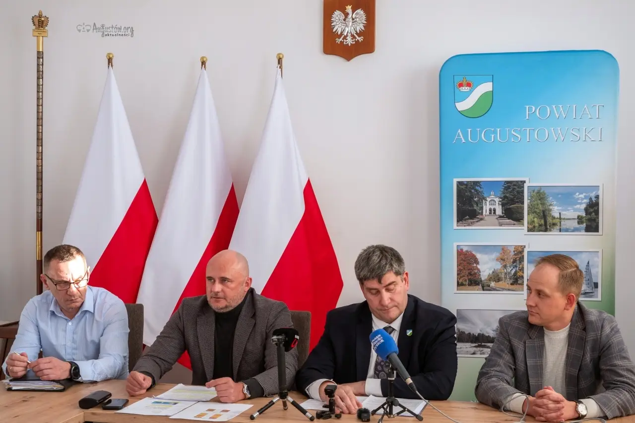 #powiataugustowski #augustoworg #konferencjaprasowa #drogipowiatowe #dofinansowanie (1)