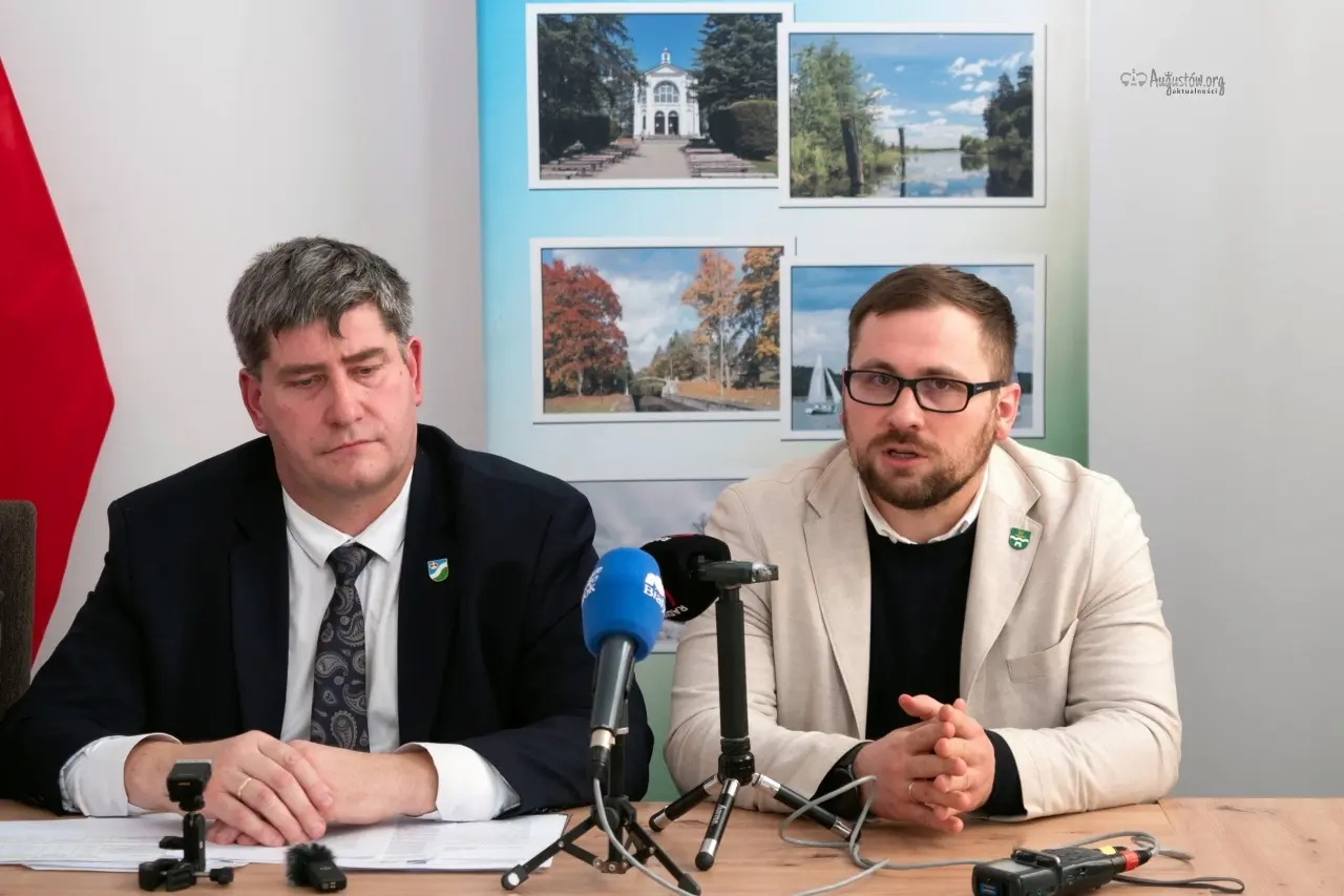 #powiataugustowski #augustoworg #konferencjaprasowa #drogipowiatowe #dofinansowanie (11)