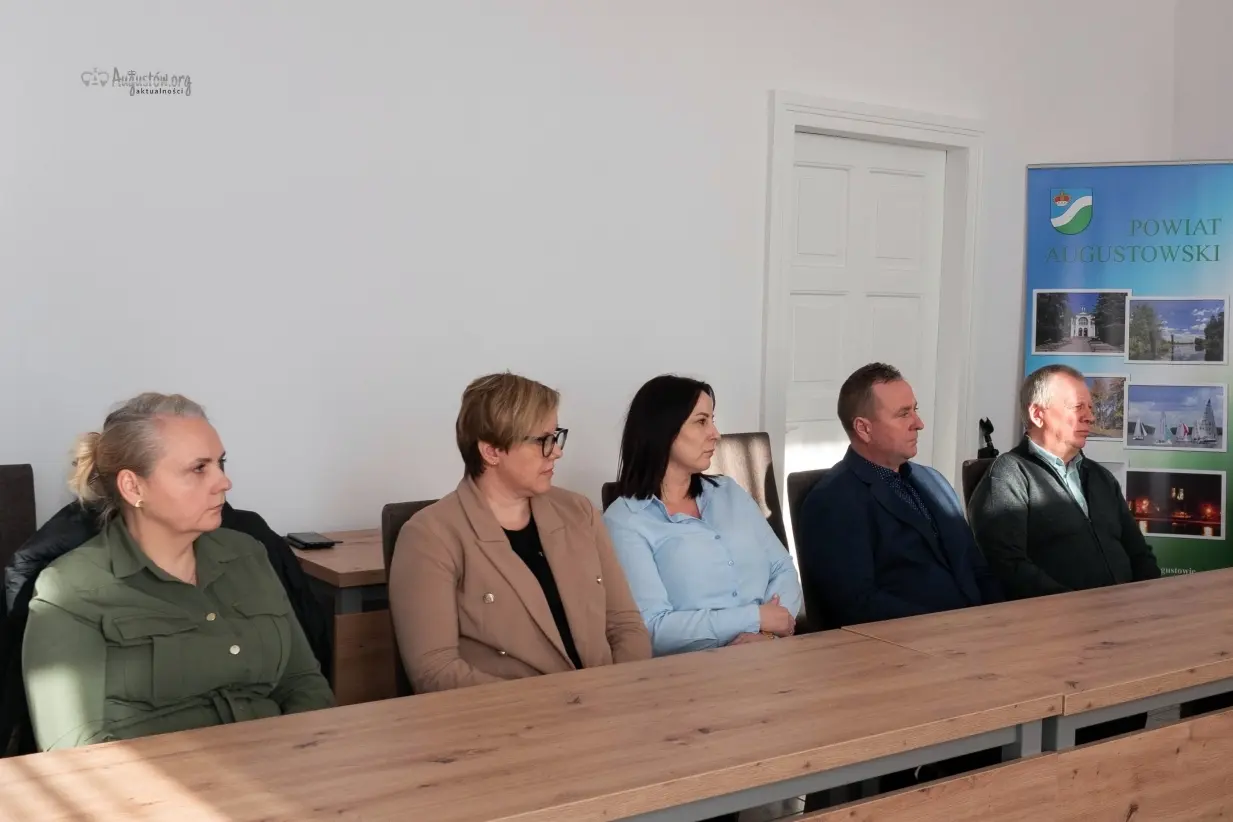 #powiataugustowski #augustoworg #konferencjaprasowa #drogipowiatowe #dofinansowanie (3)