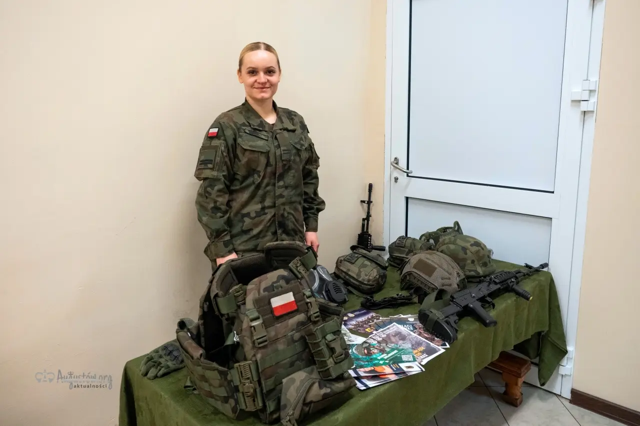 Oficjalne rozpoczęcie kwalifikacji wojskowej (19)