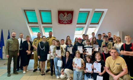 Augustów: Powiatowe Eliminacje Ogólnopolskiego Turnieju Wiedzy Pożarniczej „Młodzież Zapobiega Pożarom” [Foto]