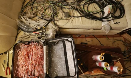 Augustów: Ukradli kabel spod hotelu. Teraz grozi im kara do 5 lat pozbawienia wolności