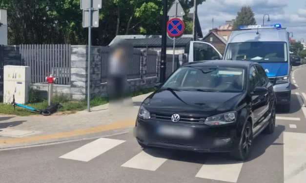 Augustów: 10-latek na hulajnodze elektrycznej wjechał w volkswagena