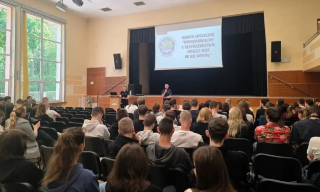 Augustów: Debata Społeczna „Porozmawiajmy o bezpieczeństwie – możesz mieć na nie wpływ!”