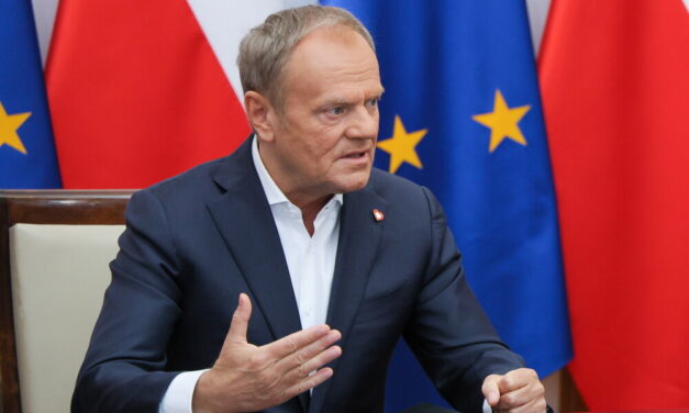 Premier: wybierzmy prezydenta, który dochowa wierności Konstytucji
