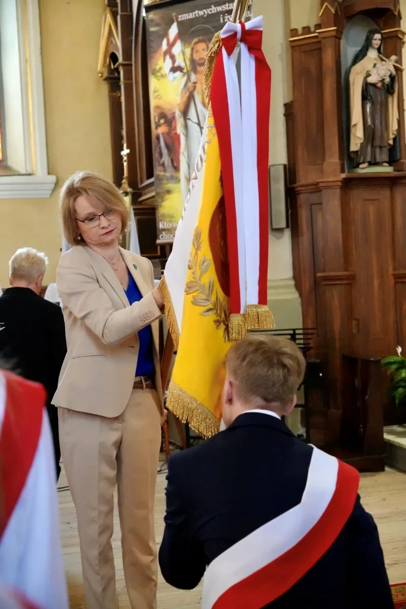Uroczystości nadania sztandaru (25)