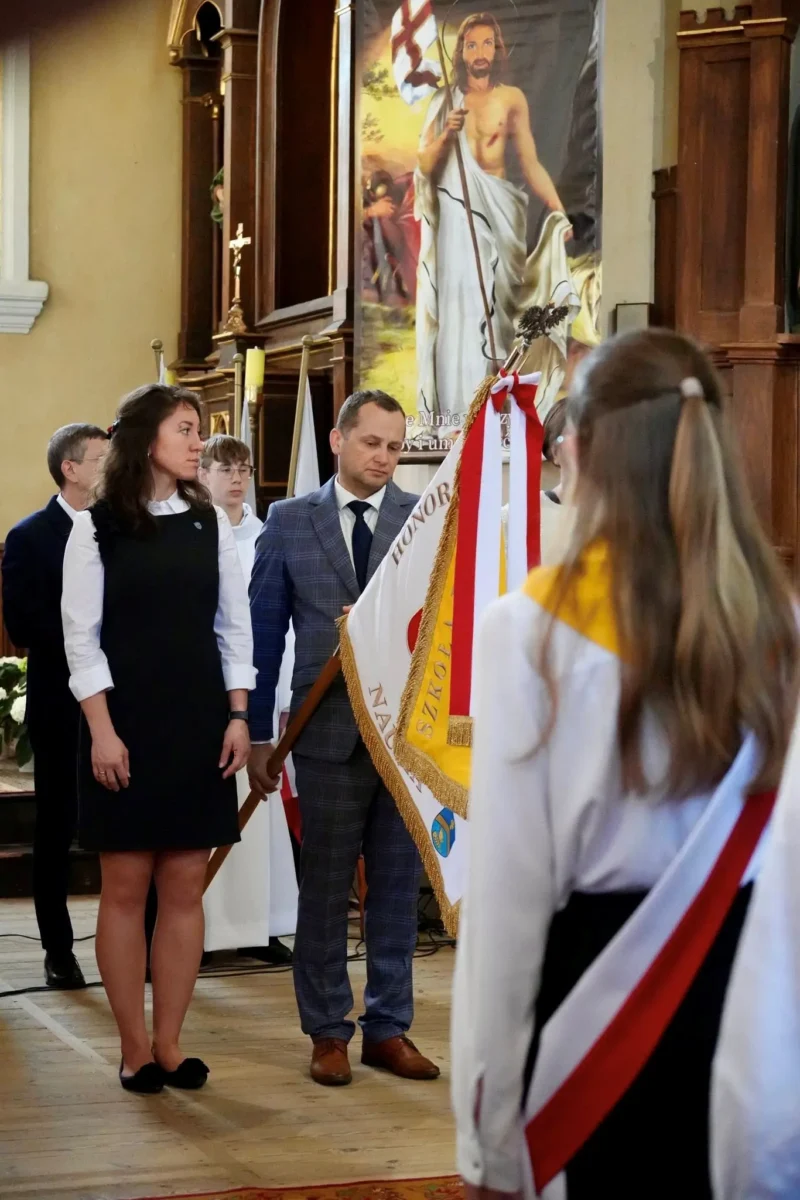 Uroczystości nadania sztandaru (5)