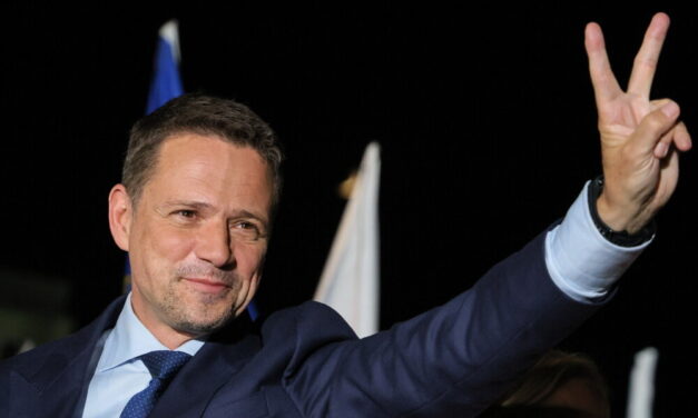 Exit poll: Rafał Trzaskowski – 50,3 proc., Karol Nawrocki – 49,7 proc. w drugiej turze wyborów prezydenckich