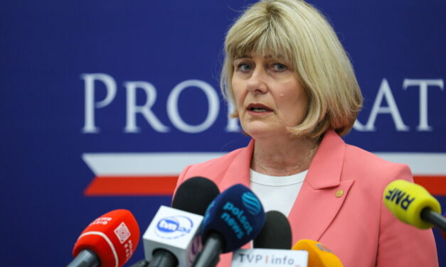 Rzeczniczka Prokuratury Generalnej: w 7 z 10 komisji obwodowych doszło do zamiany głosów oddanych na kandydatów