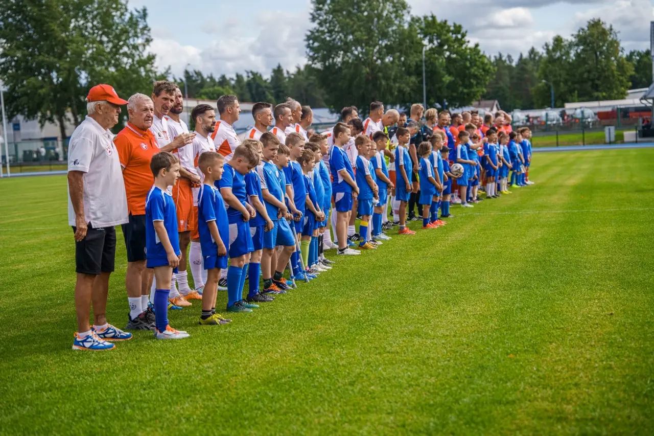 Oficjalne otwarcie płyty piłkarskiej stadionu im. Jolanty Sowól